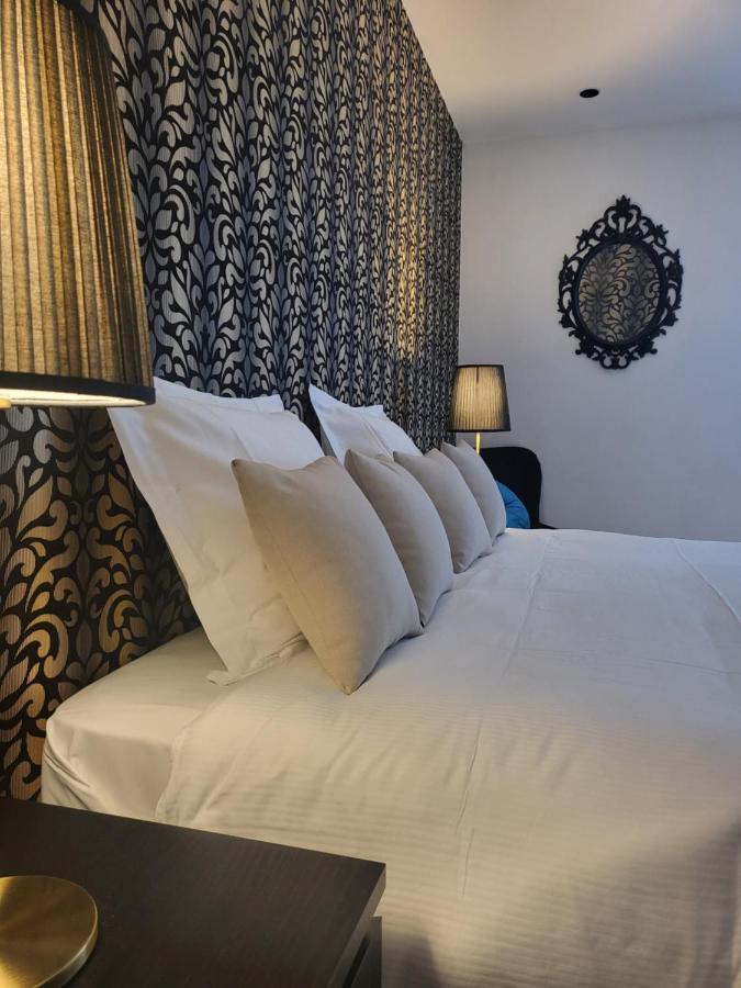 Bed & Breakfast Table Et Particuliere 2*